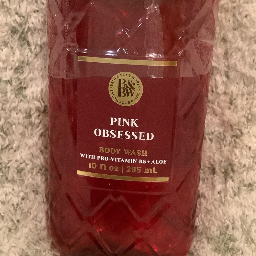 Bath & Body Works Scented Pink Obsessed Body Wash with Pro-Vitamin B5 & Aloe NWT - Picture 3 of 12